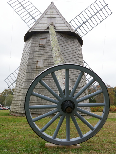Higgins Farm Windmill IMG_4122.jpg